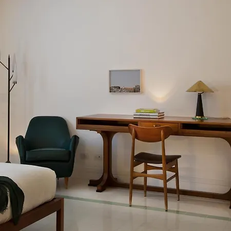 Corso Novara 5 Design 아파트