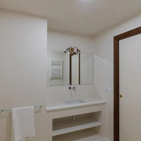 아파트 Corso Novara 5 Design